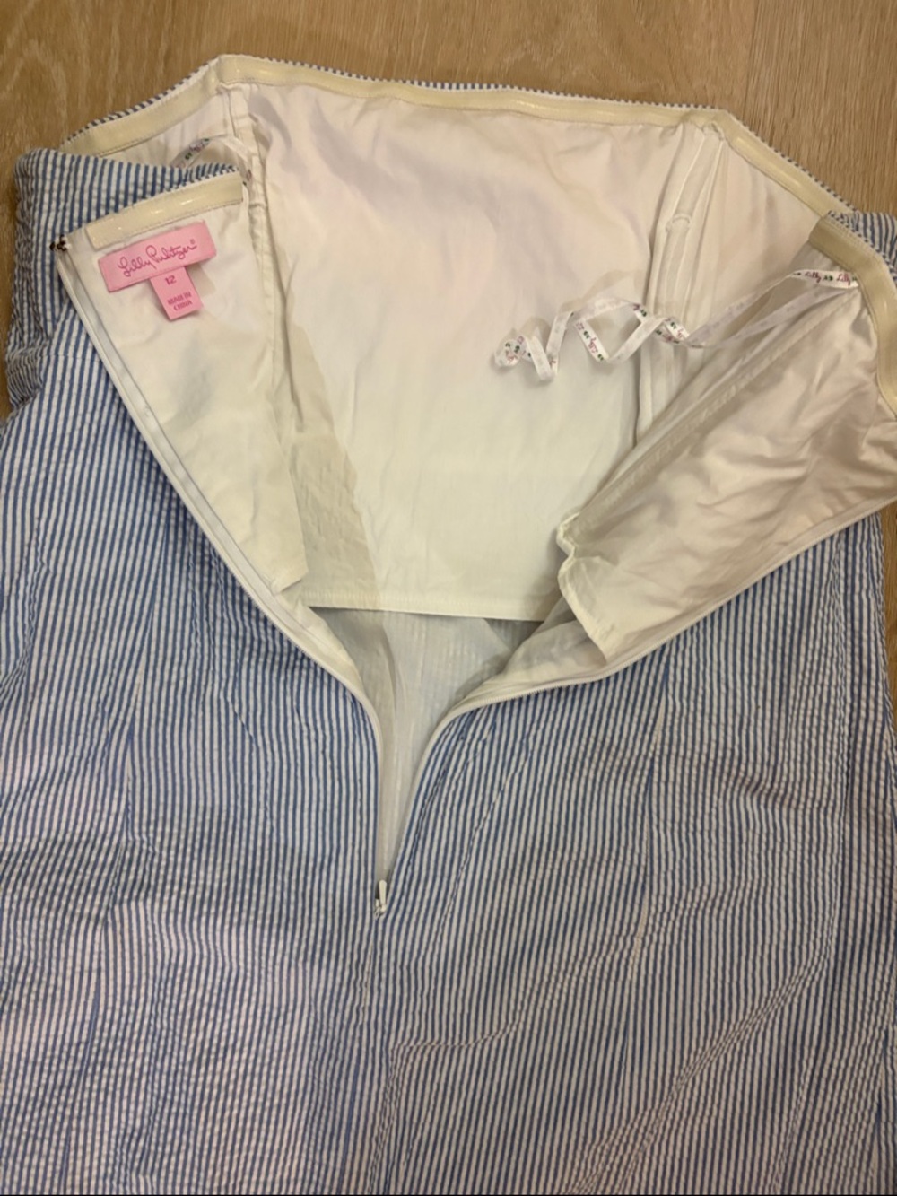 Lilly Pulitzer Blue Seersucker Strapless Dress with Pink Embroidery - Picture 5 of 10